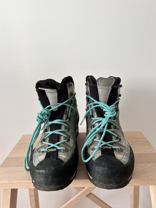 Bocanci de munte La Sportiva