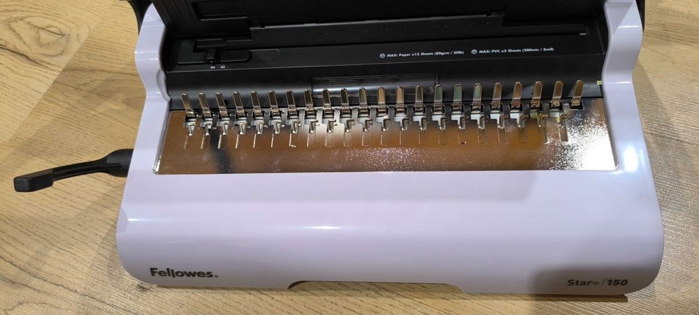 Fellowes Машина за подвързване със спирала