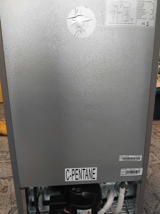 Хладилник crown 90L