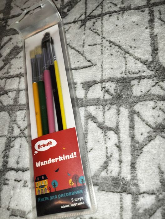 Кисти для рисования отдам з.а шоколадку милка