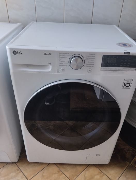 Продавам пералня LG 9кг