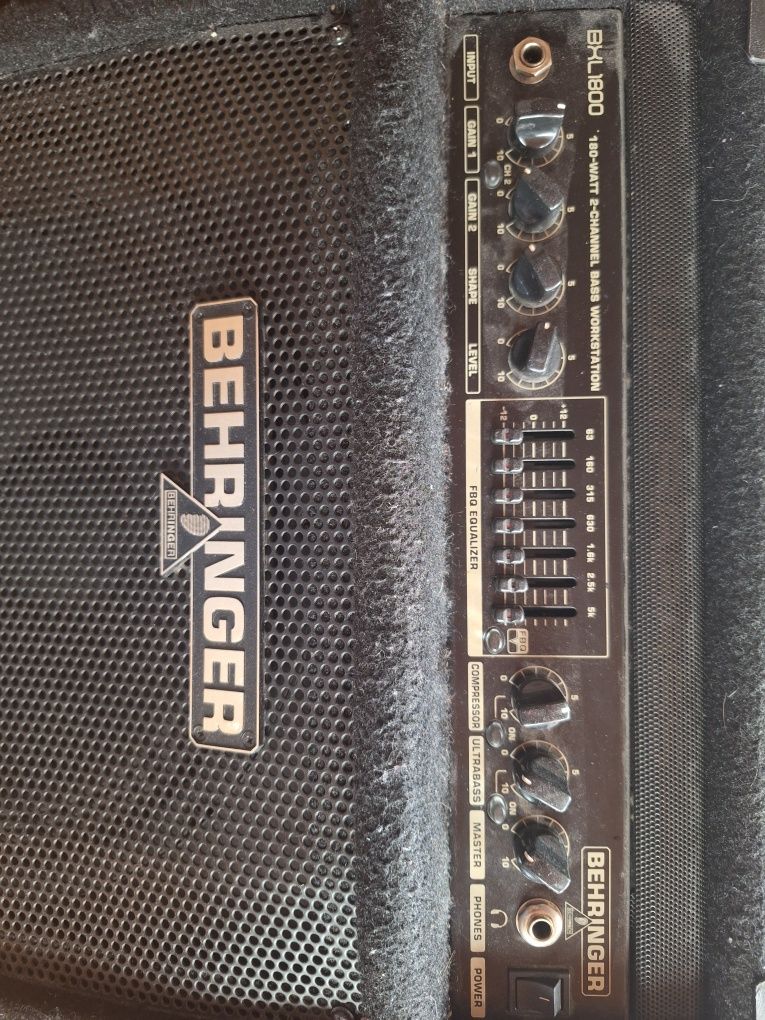 Бас комбо усилвател Behringer BXL1800 ULTRABASS
