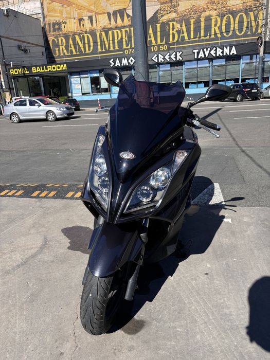 Scuter Kymco Downtown 300 ABS