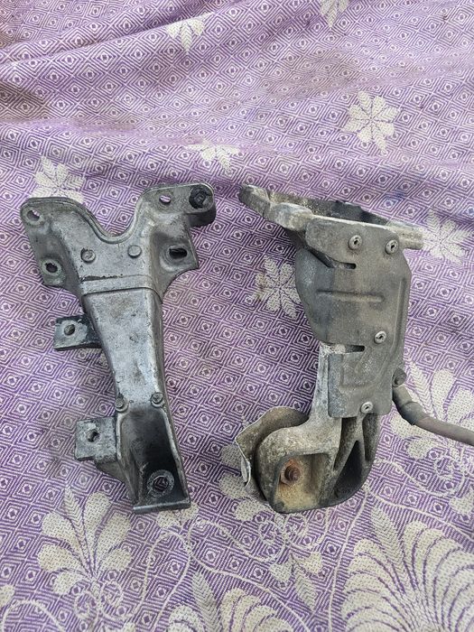 Кронштейн двигателя М50 BMW E36