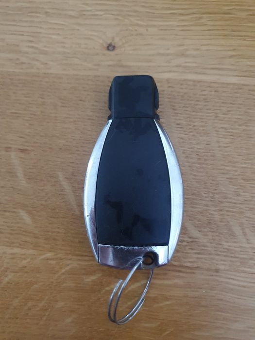 Ключ тип рибка за Мерцедес