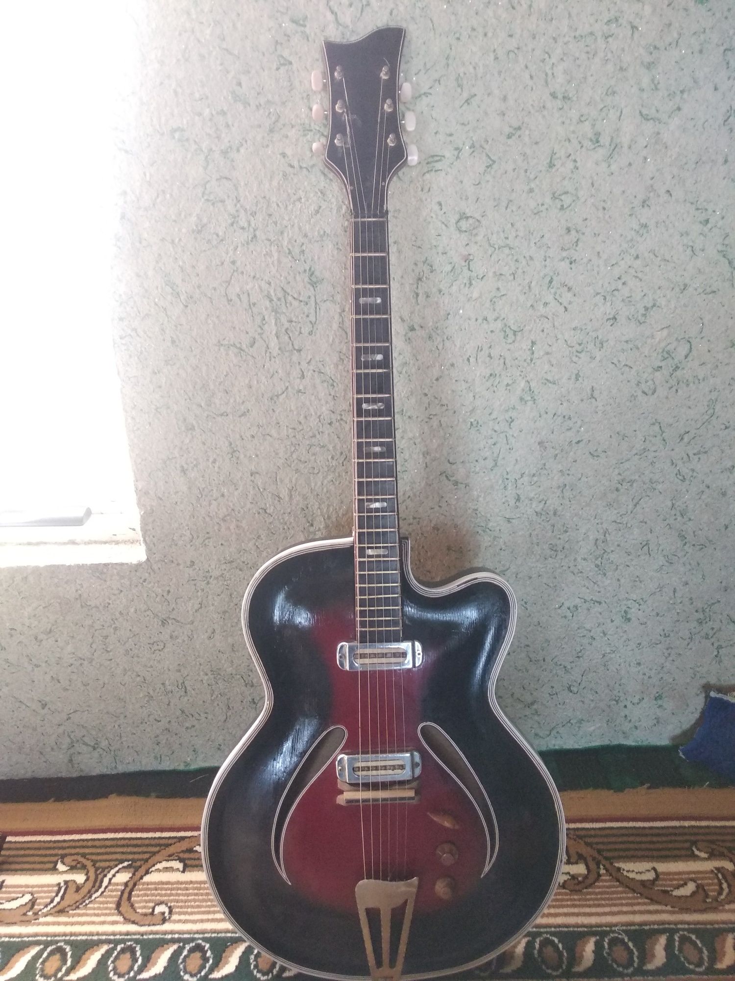 Gitara sotiladi hoglati zoʻr