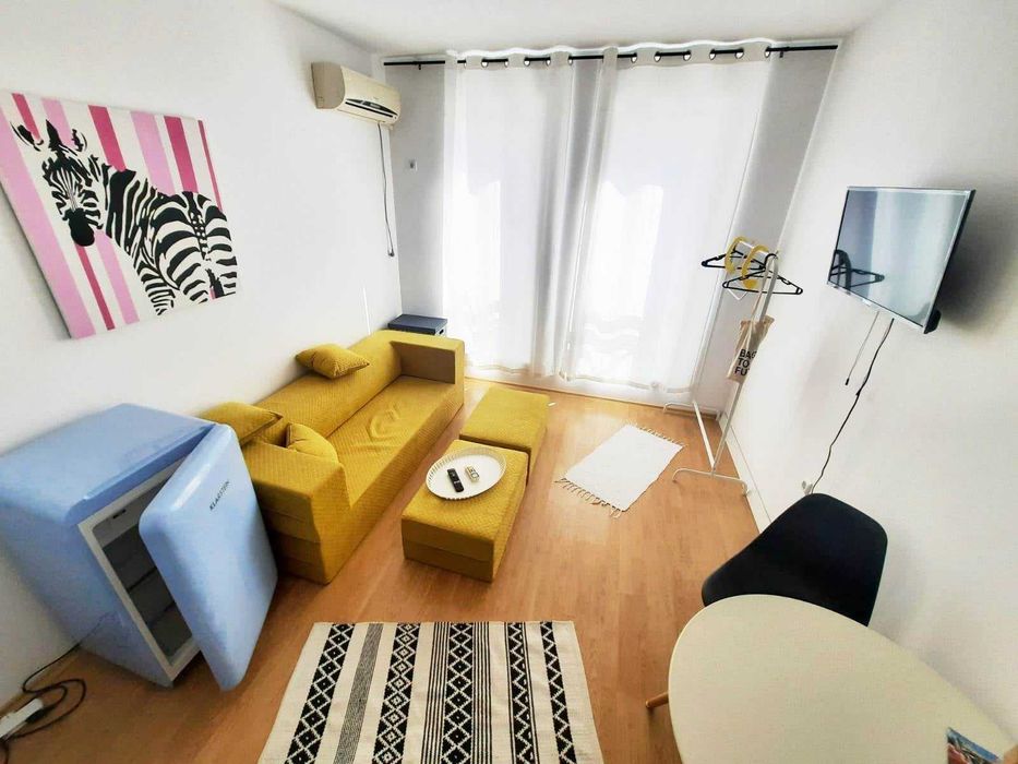 Дава се под наем Двустаен апартамент в София, Център - 57 кв.м за 407.49 € - Снимка #3