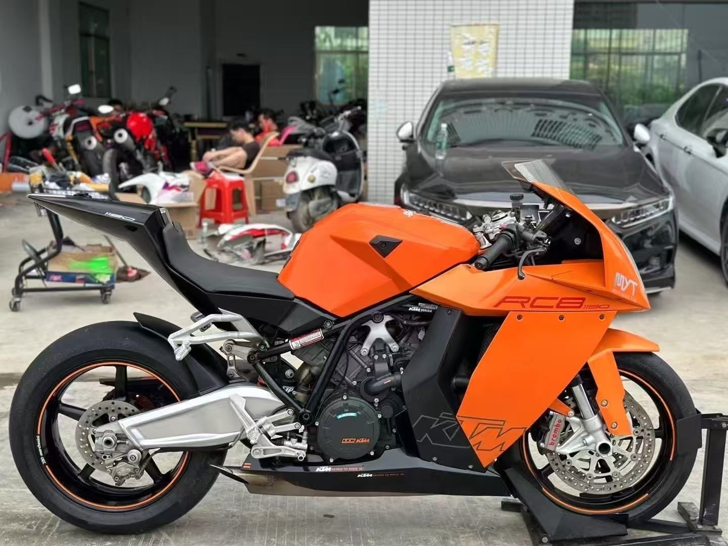 Продаётся мотоцикл KTM RC8 1190
