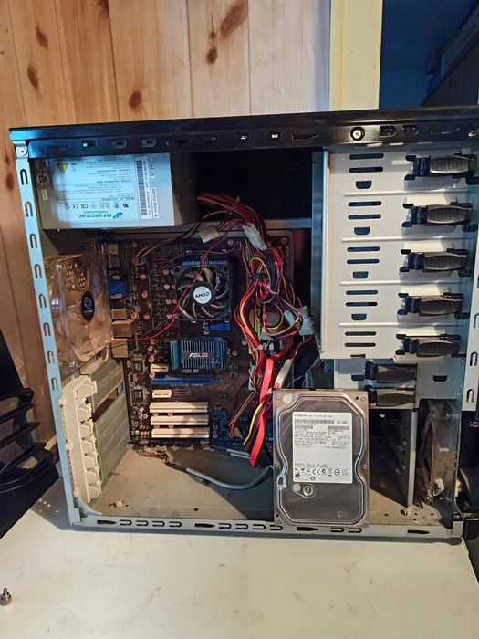 Кутия за компютър