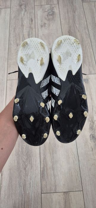 Adidas predator freak