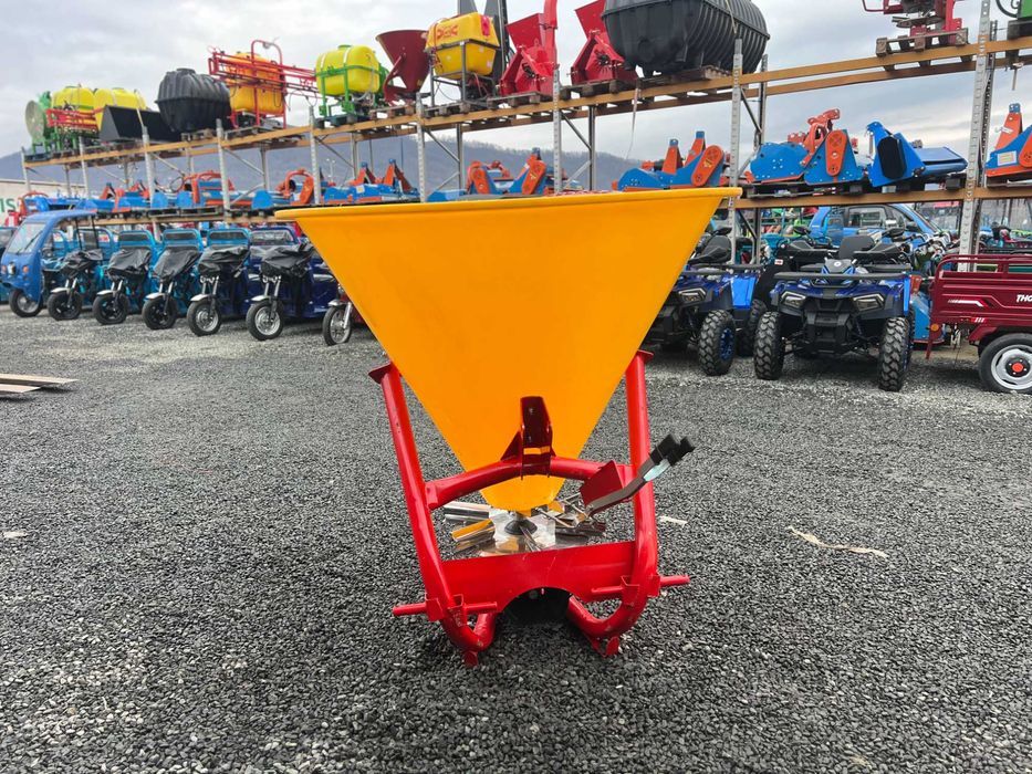 Utilaj imprastiat ingrasamint distribuitor ingrasamint nou Agx 500L