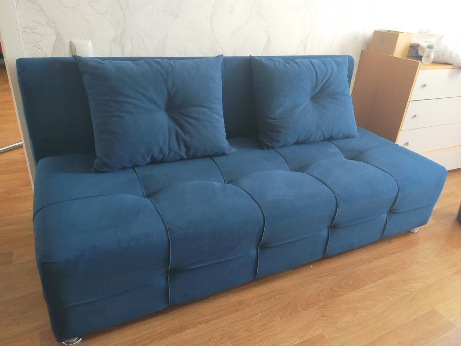 Продам диван в отличном состоянии