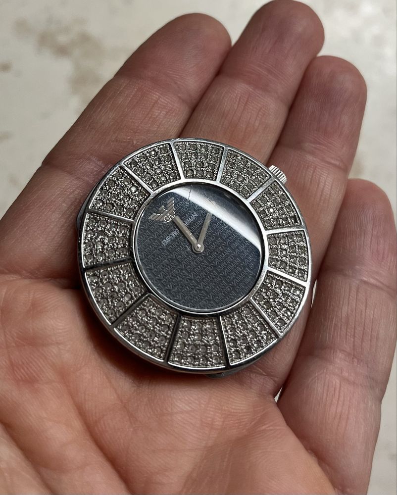 Часовник Emporio Armani