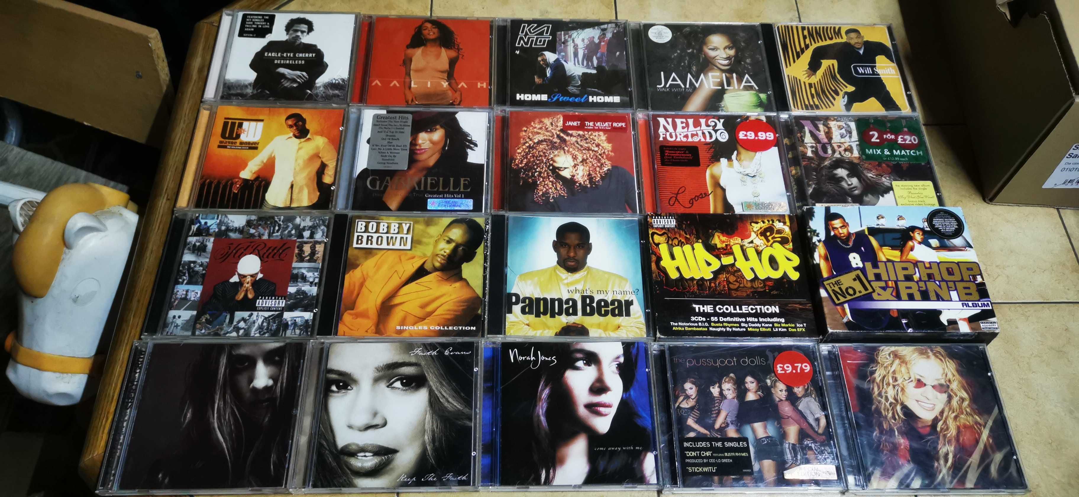 Cd-uri cu muzica diversa - 1