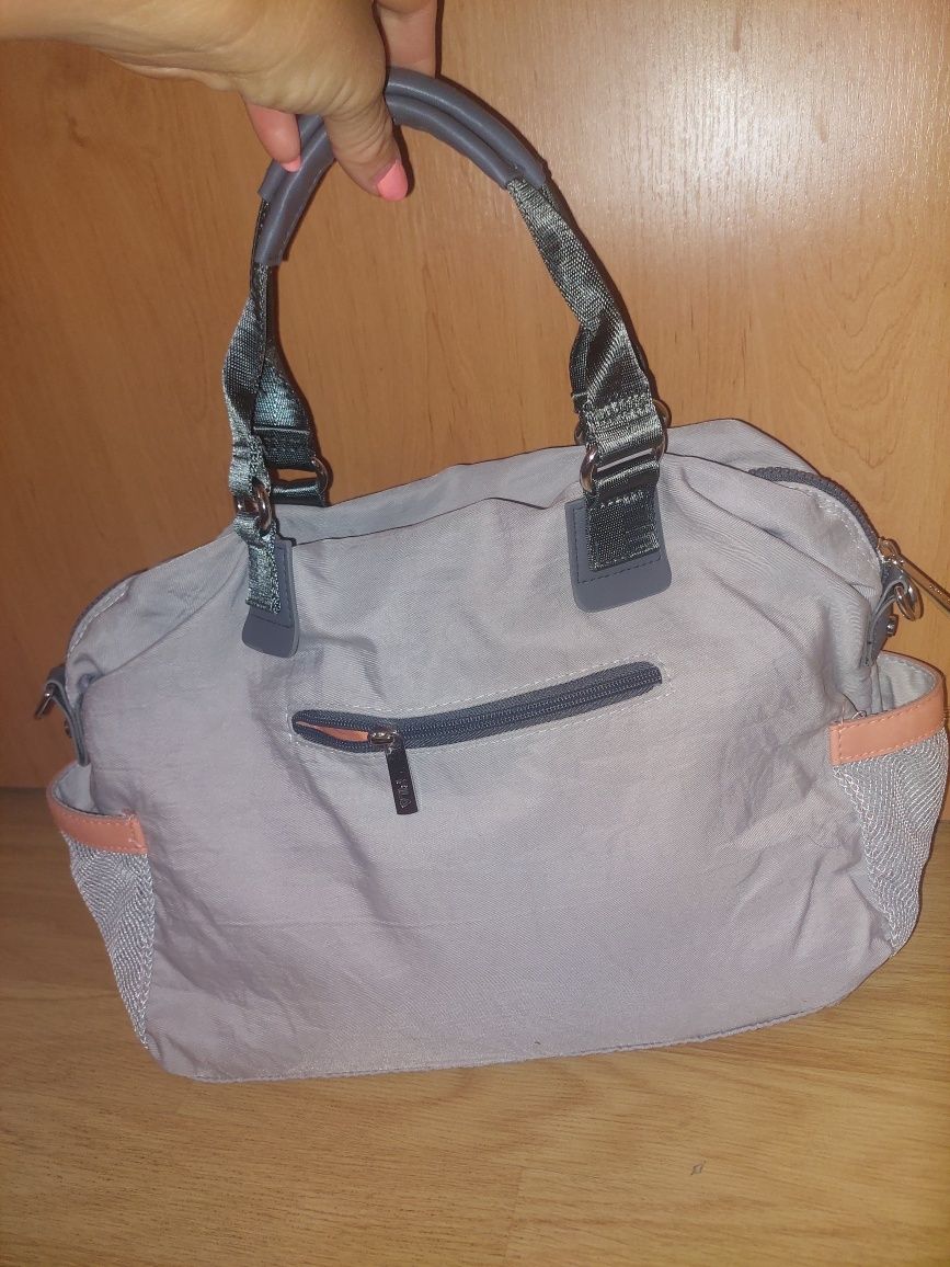 Модерна чанта Fila