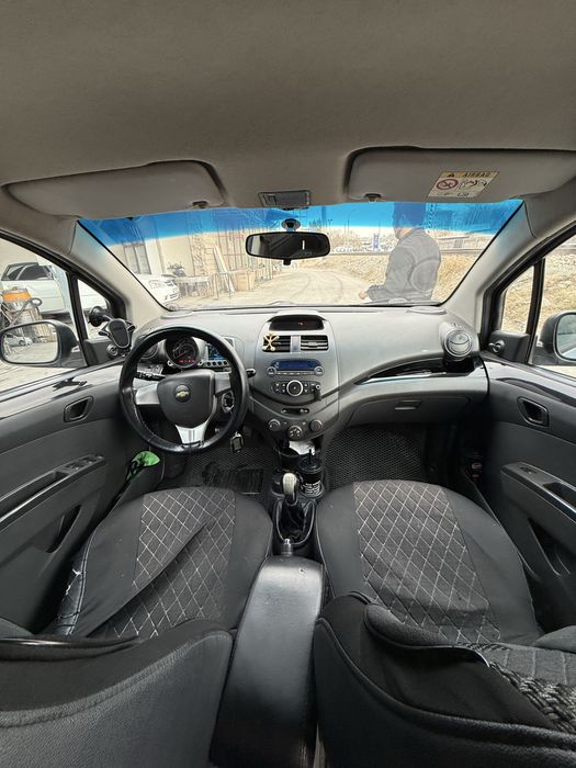Продается Chevrolet Spark 2014 года