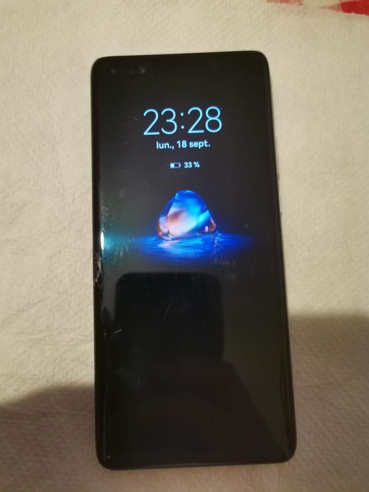 Vând HUAWEI P40 PRO vând urgent