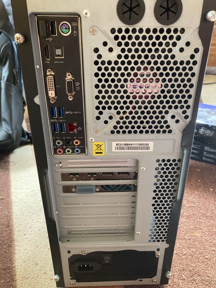 Бюджетен Геймърски Компютър i5 RX5500