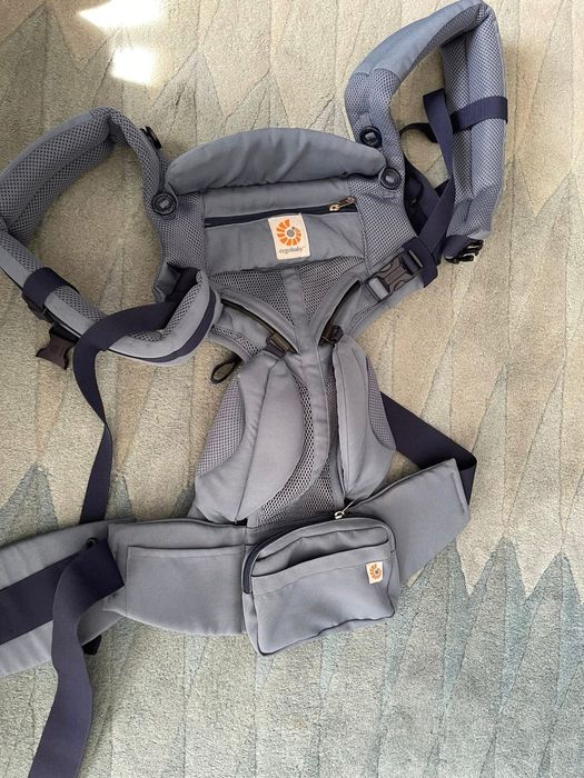 Ergobabyomni360coolair oxford blue