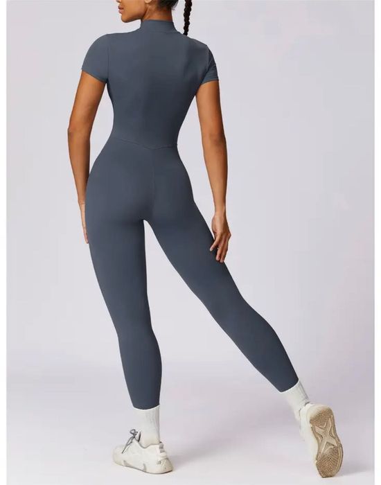 Спортен гащеризон