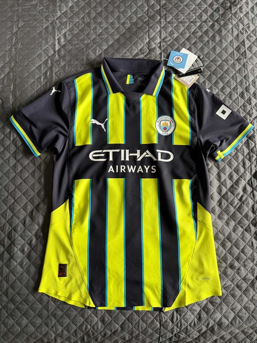 Manchester City Haaland auth екип нов, размер M/L