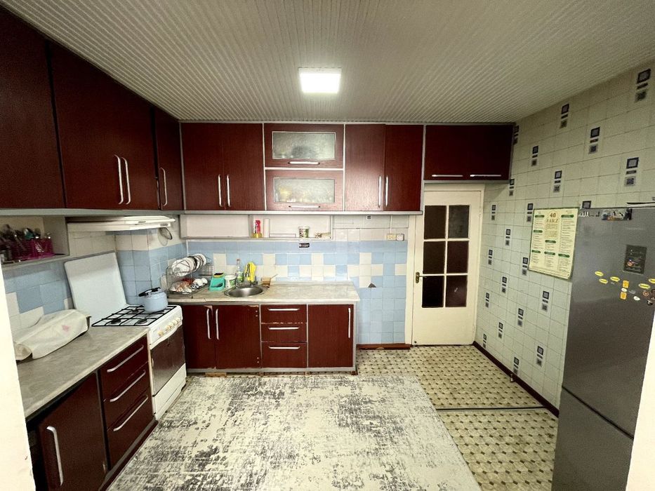 Олмазор тумани Корасаройда 4 хонали 110 квартира сотилади.