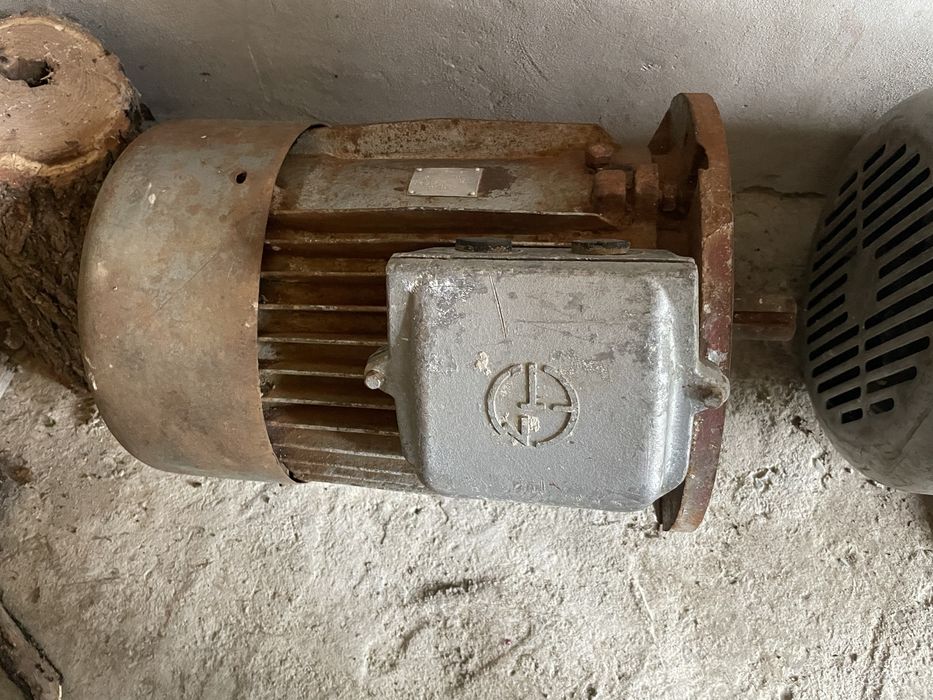 Motoare electrice trifazate