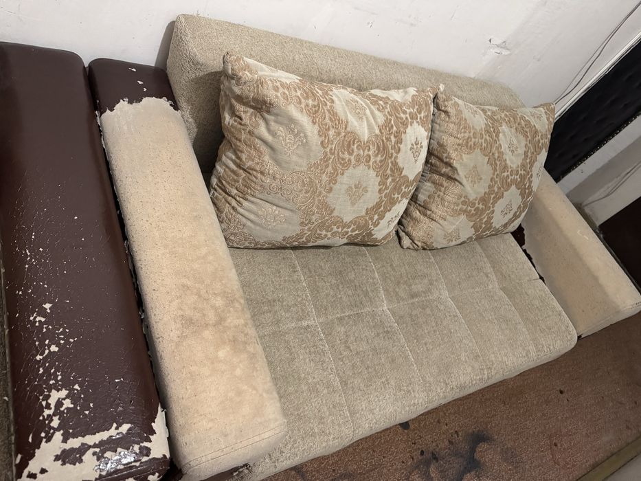 Отдам диван и кресло бесплатно