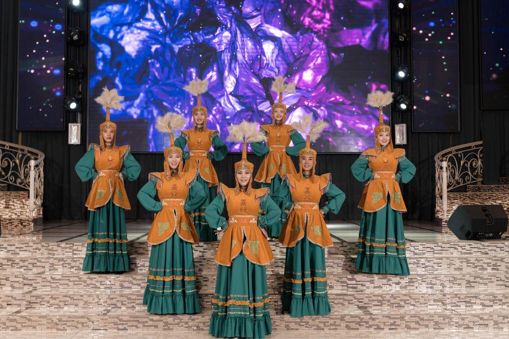 Продам танцевальные платья