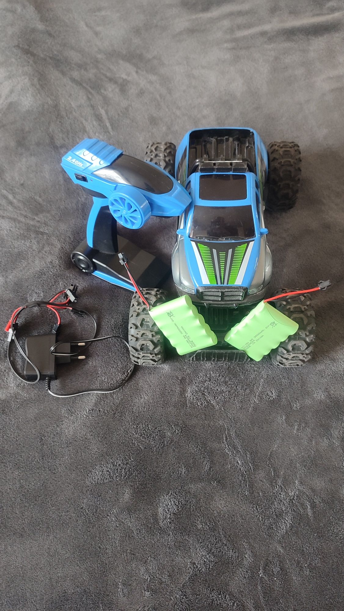 RC Monster Truck 4x4