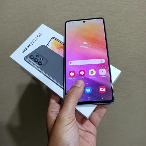 Samsung A73 5G .