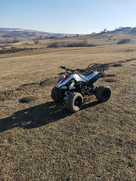 Vând atv 125 automat