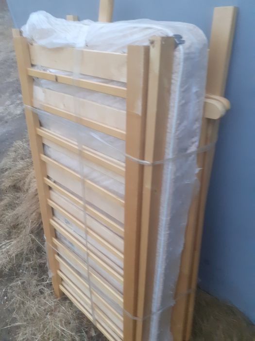 Продам детскую кроватку