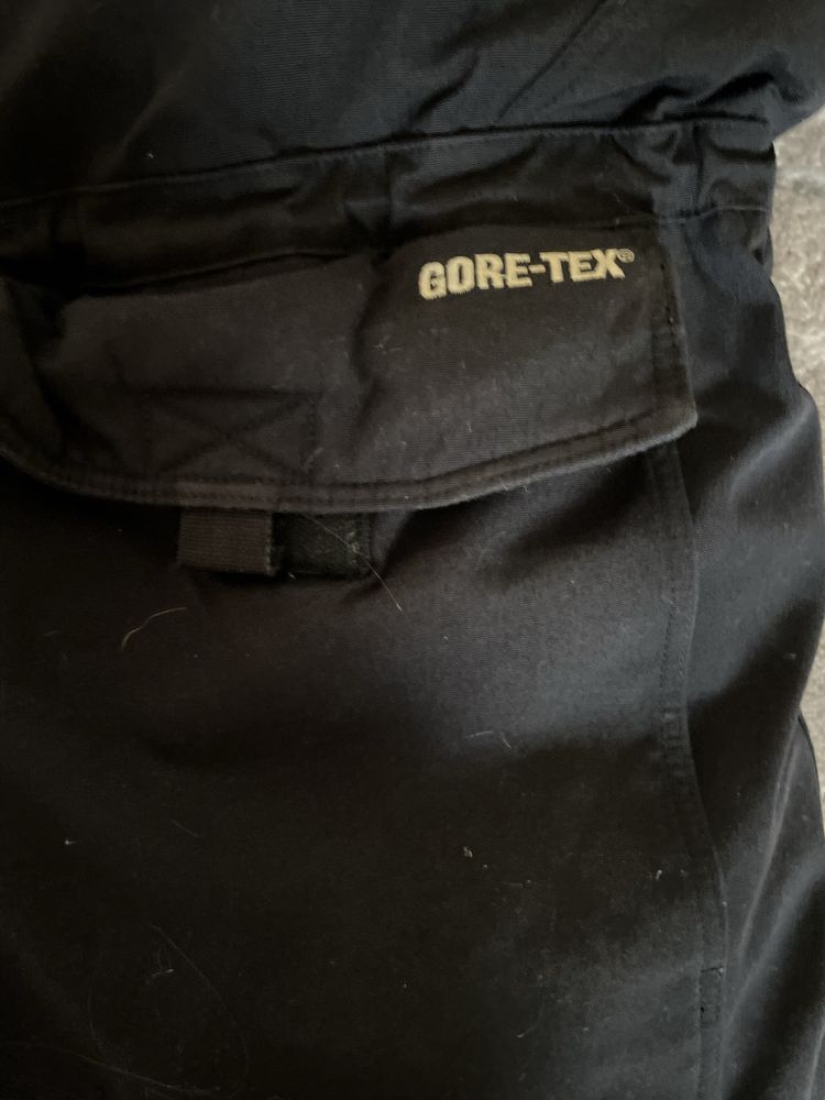 Мъжко яке Peak Performance - Gore tex