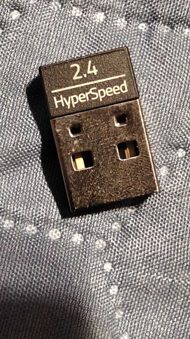 Нов Razer HyperSpeed Multi-Device Dongle(2.4Ghz)-за мишка и клавиатура