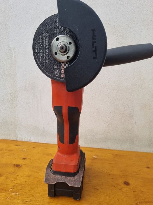 Flex hilti ag 6d cu baterie de 5 amperi