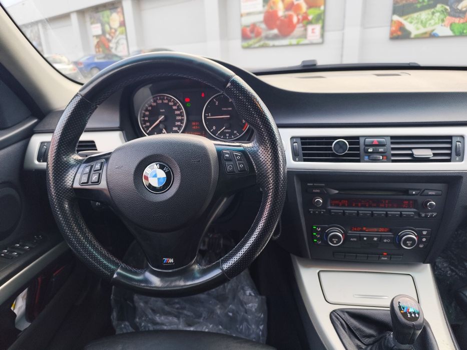 BMW  E91 318d • Pachet M • Recaro • Diesel Euro 4 2.0 | N47