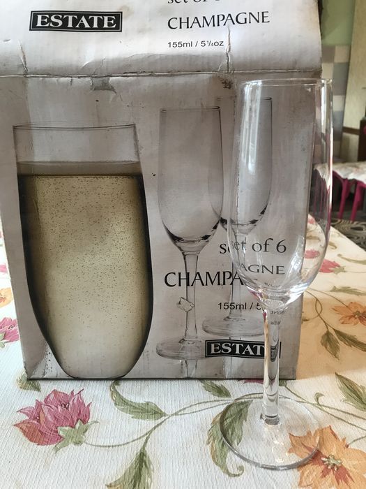 Бокалы для шампанского