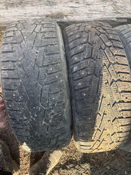 Зимняя резина 215/60/16