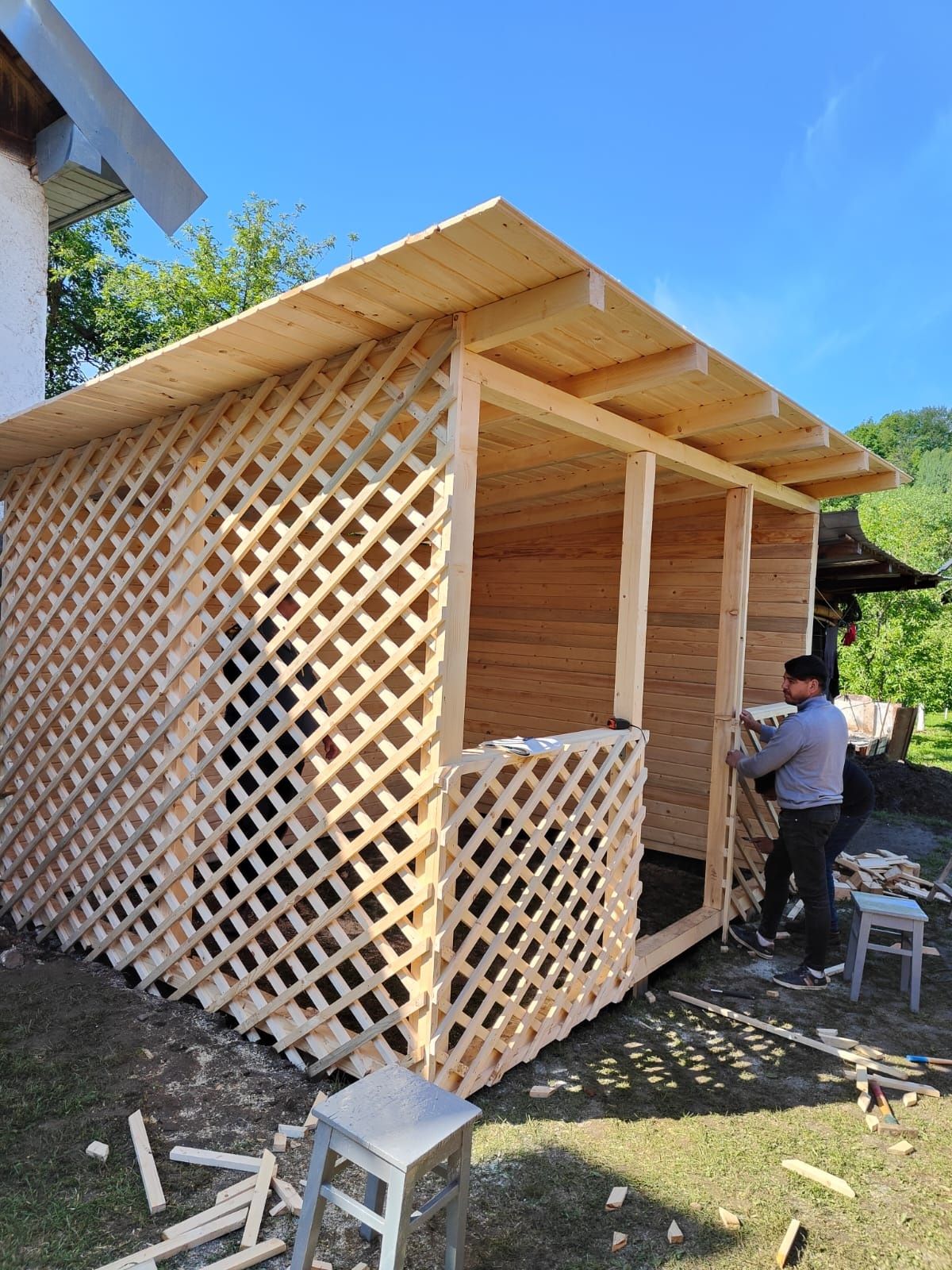 Vând fac construiesc foișoare terase cabane tip afrem acoperiș lemn fo