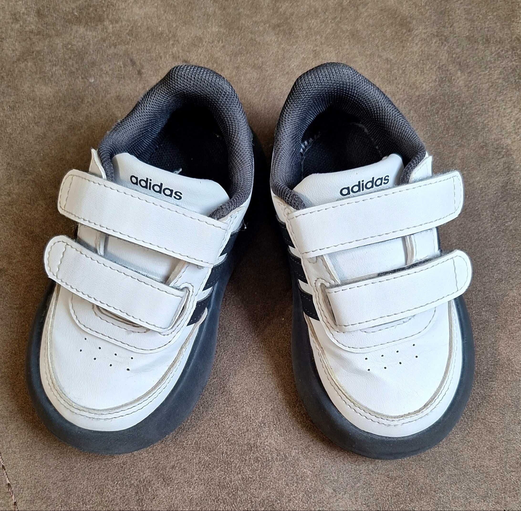 Детски оригинални маратонки 21 и 22 номер ( adidas и nike)
