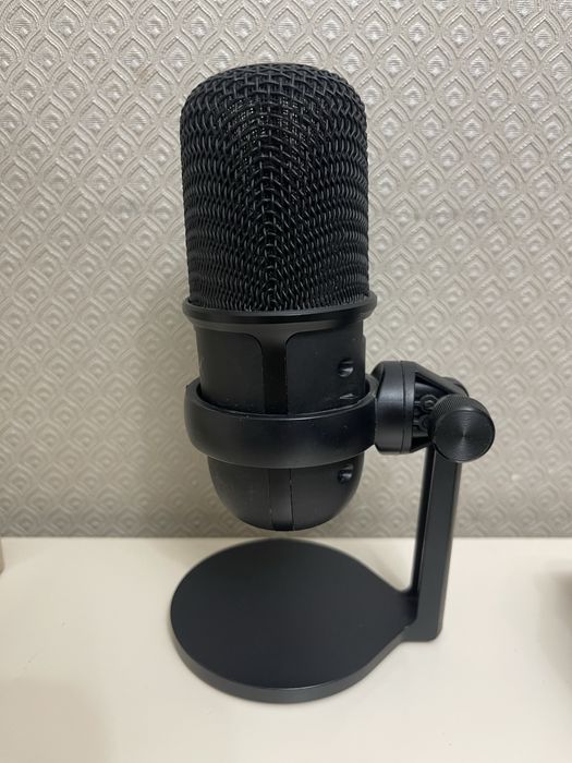 Микрофон——HyperX