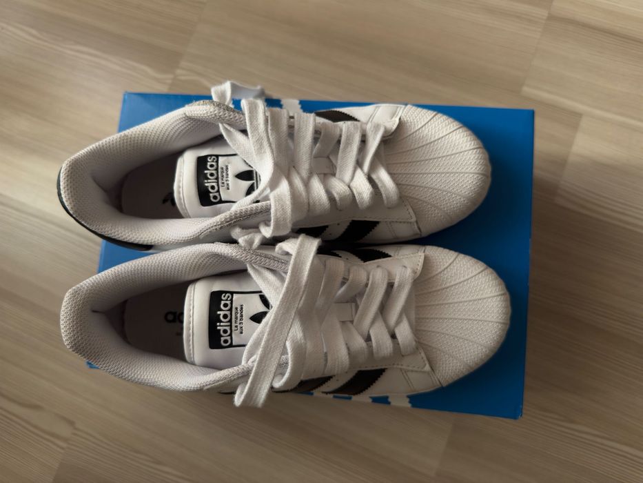 Кроссовки Adidas Superstar