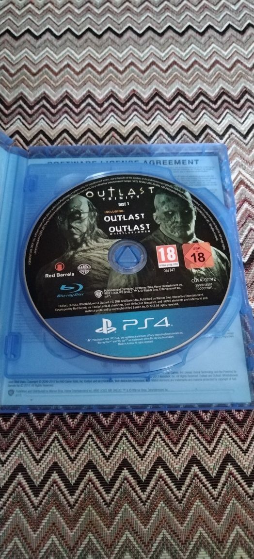 Outlast Trinity PS4 игра