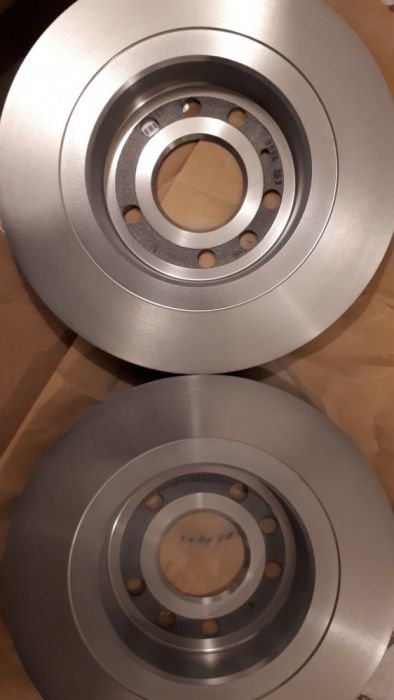 Нови, оригинални спирачни дискове за Опел Вектра/ Сигнум - задни.