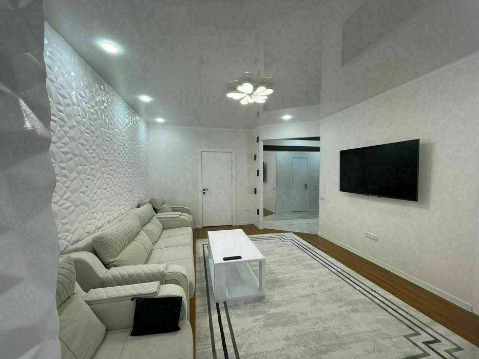 Продаётся 2-комнатная квартира в Ц-7