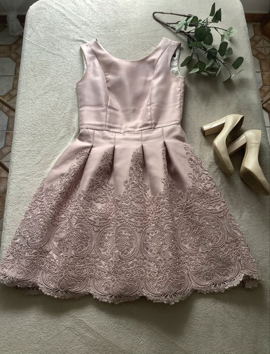 Rochii elegante diferite modele, culori si marimi