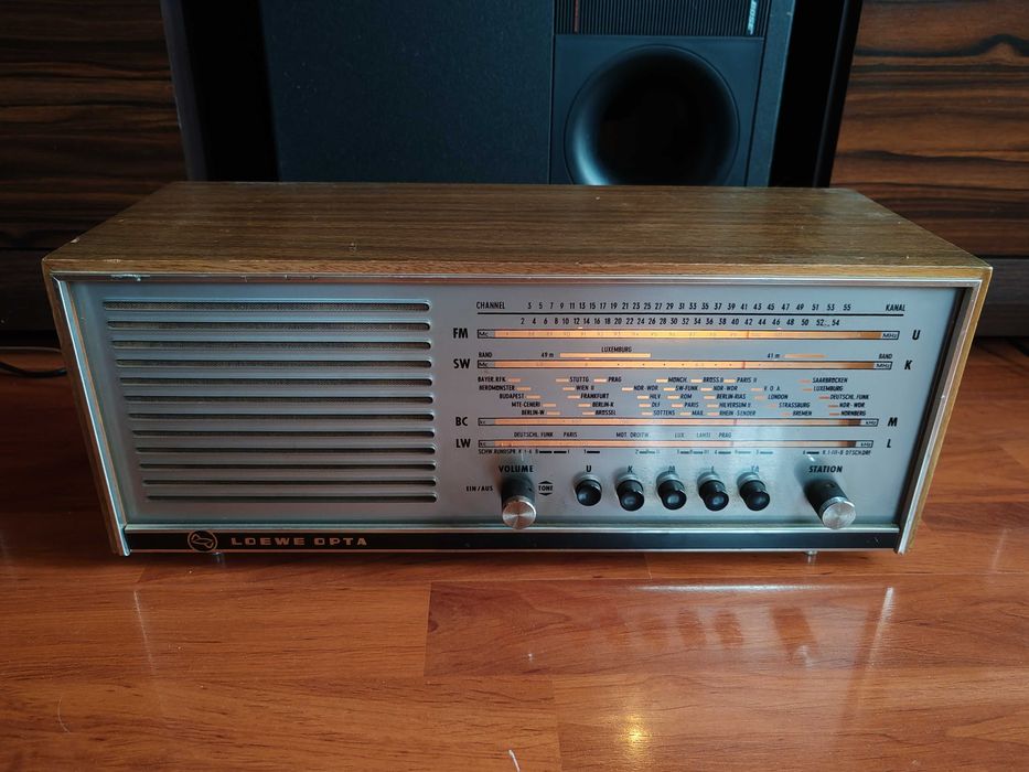 vand radio retro LOEWE OPTA ( made in germany )
