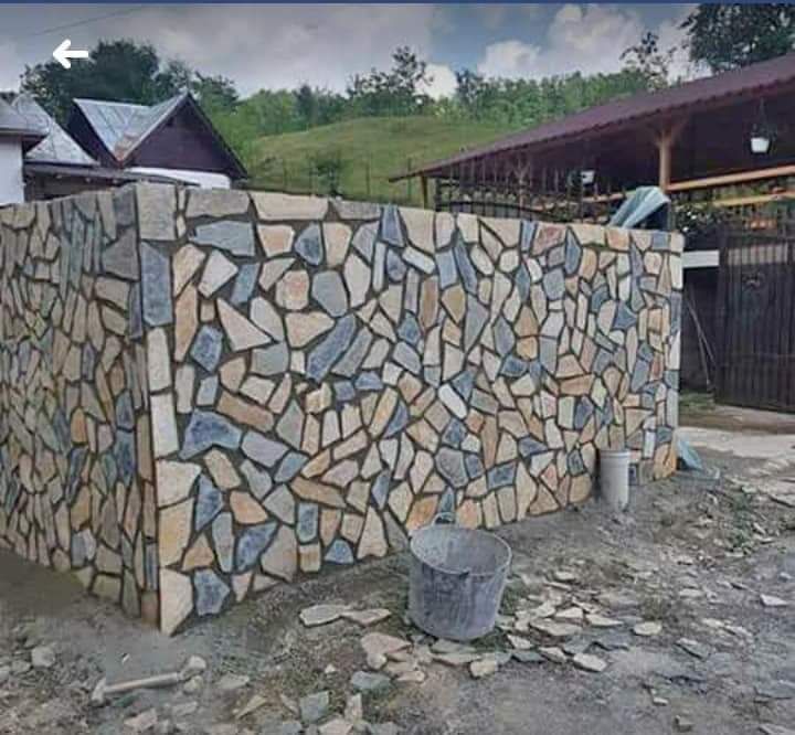 Piatra naturala de munte si montaj