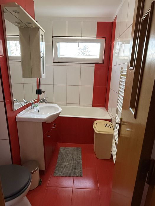 Apartament 2 camere de închiriat - 330 euro – Zona de Nord - Ploiești